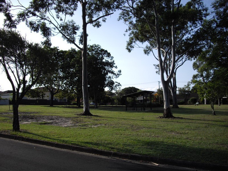 11 Alkooie Avenue, Clontarf QLD 4019