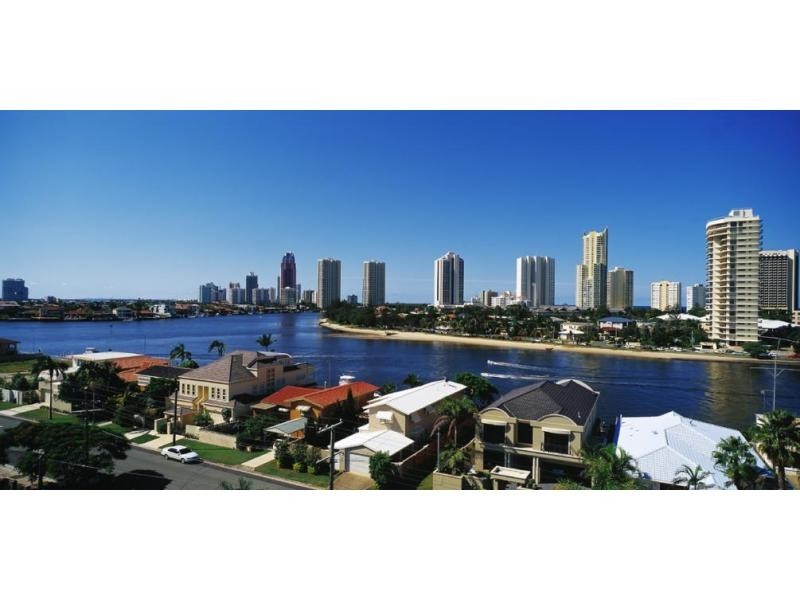 Chevron Island QLD 4217