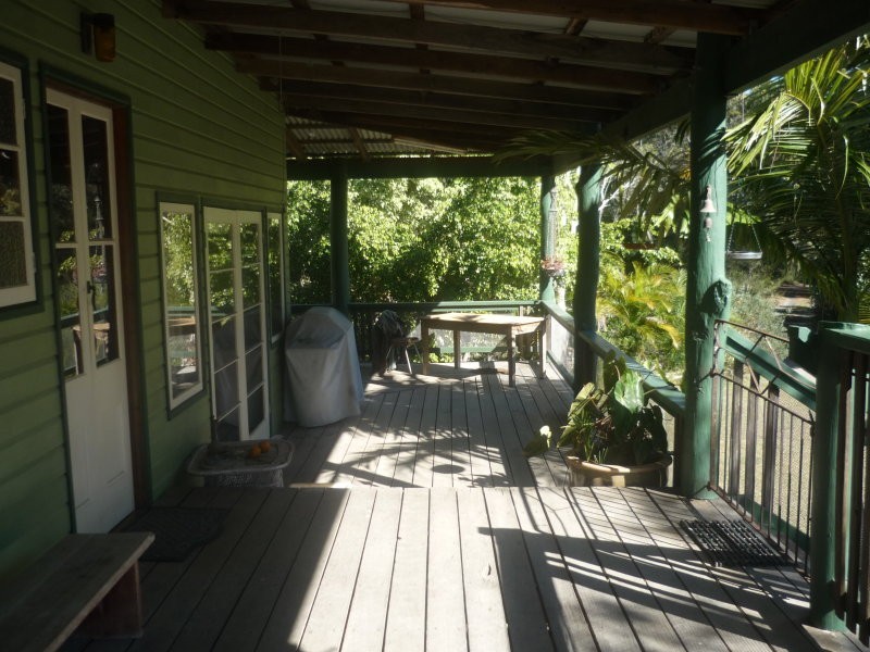 9 Illoura Place, Cooroibah QLD 4565