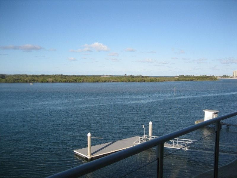 20/85 Picnic Point Esplanade, Maroochydore QLD 4558
