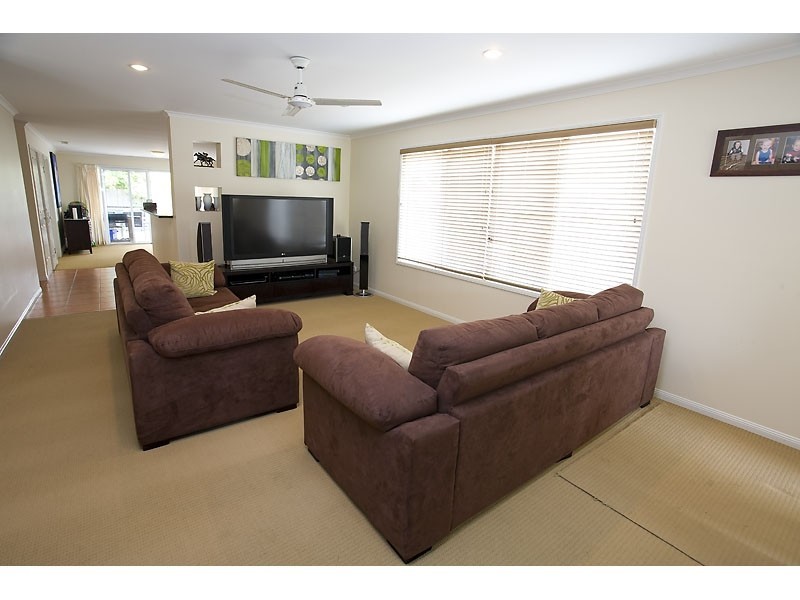 Kawana QLD 4701