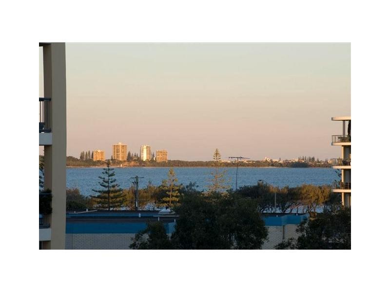 Alexandra Headland QLD 4572
