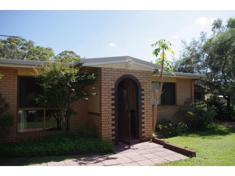 45 Treasure Island Avenue, Karragarra Island QLD 4184