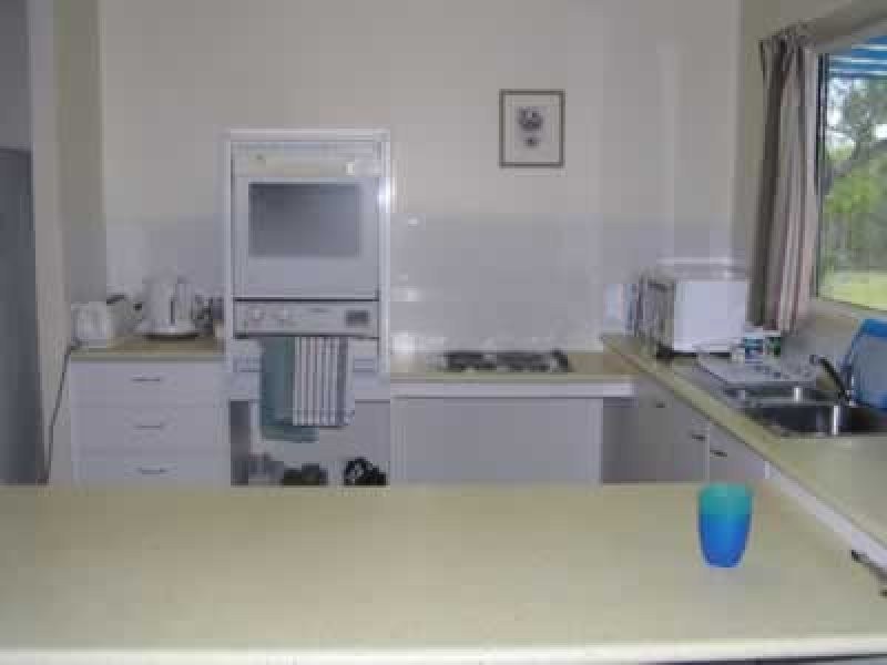 125 Treasure Island Avenue, Karragarra Island QLD 4184