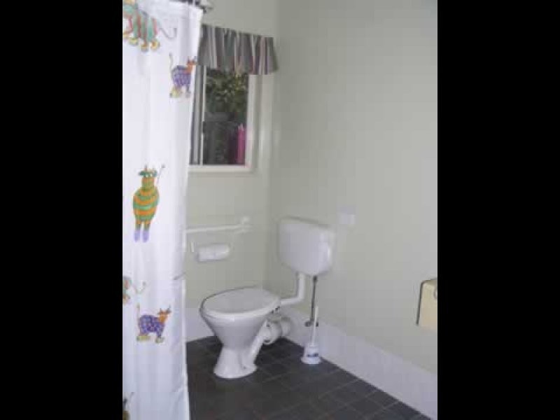 125 Treasure Island Avenue, Karragarra Island QLD 4184