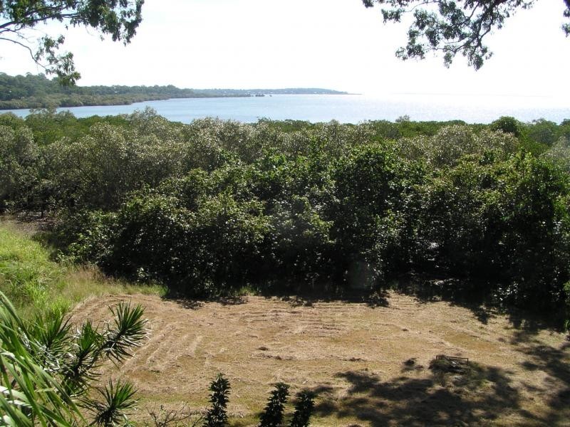 47 Perulpa Road, Lamb Island QLD 4184