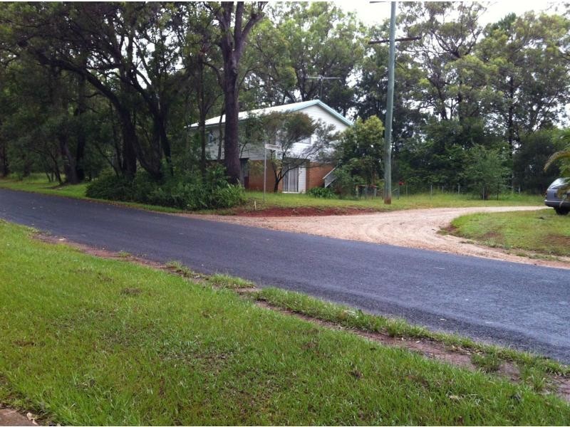 84 Lucas Drive, Lamb Island QLD 4184