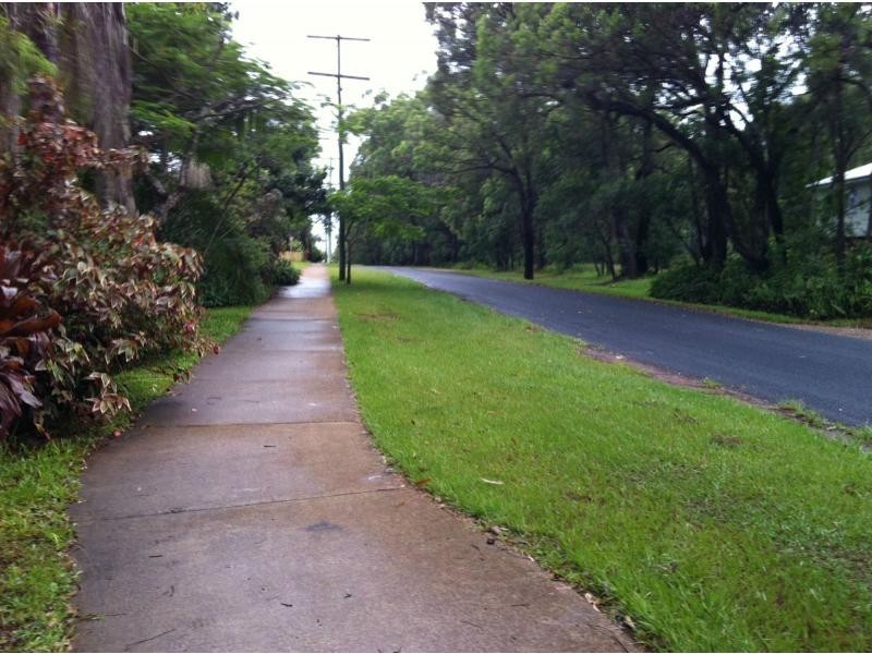 84 Lucas Drive, Lamb Island QLD 4184