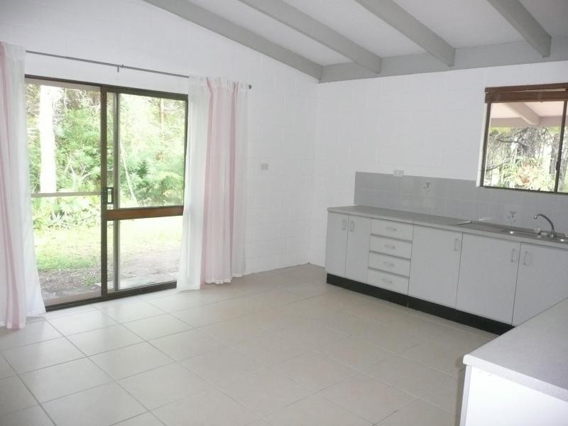 14 The Esplanade, Karragarra Island QLD 4184