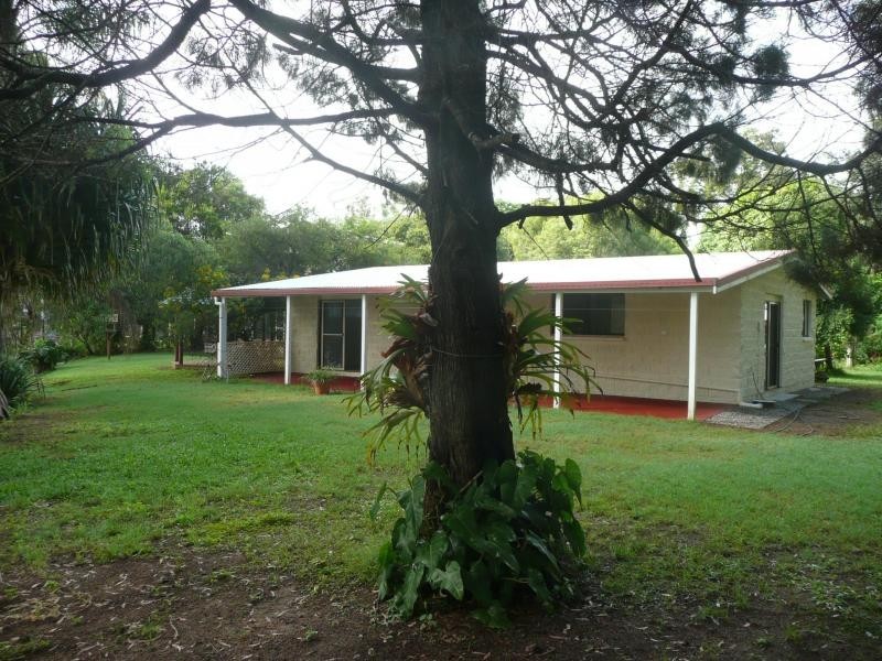 14 The Esplanade, Karragarra Island QLD 4184