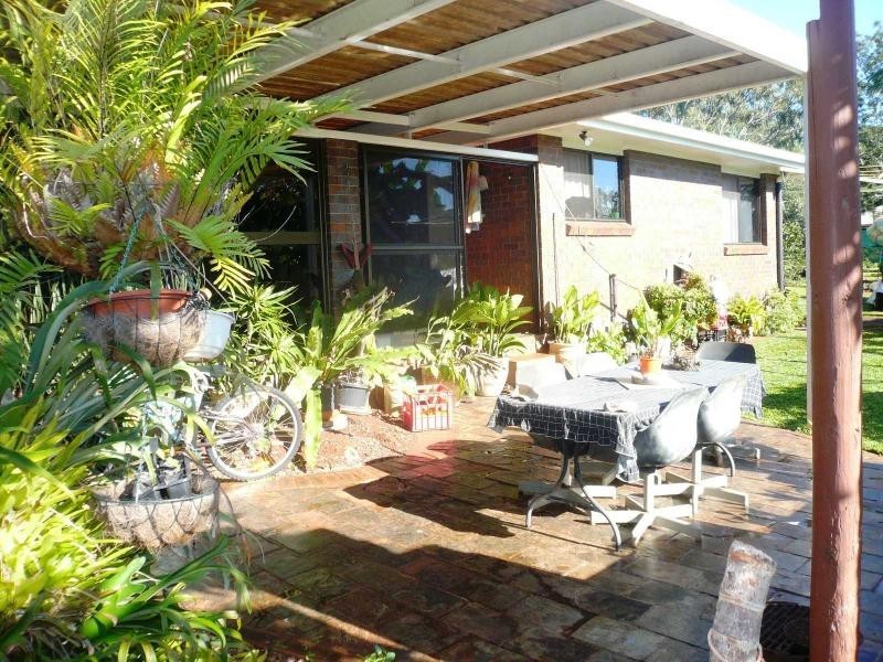 34 Leonie Crescent, Lamb Island QLD 4184