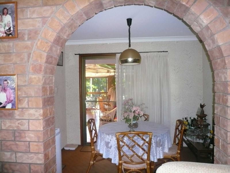 34 Leonie Crescent, Lamb Island QLD 4184