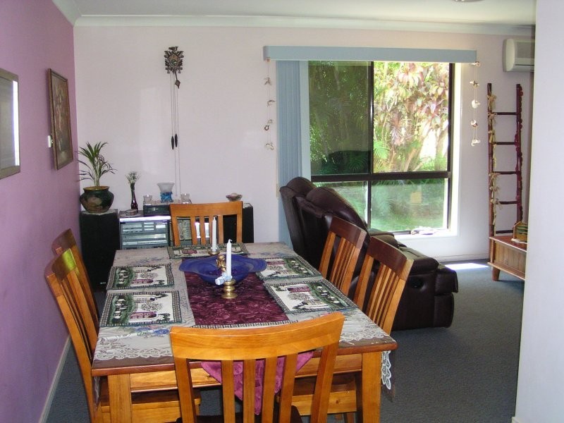 2 Michael Avenue, Lamb Island QLD 4184