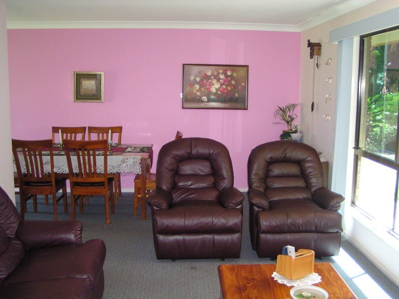 2 Michael Avenue, Lamb Island QLD 4184