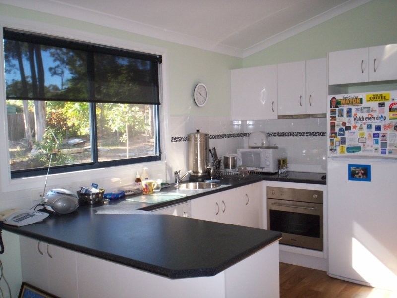 7 Lenard Street, Lamb Island QLD 4184