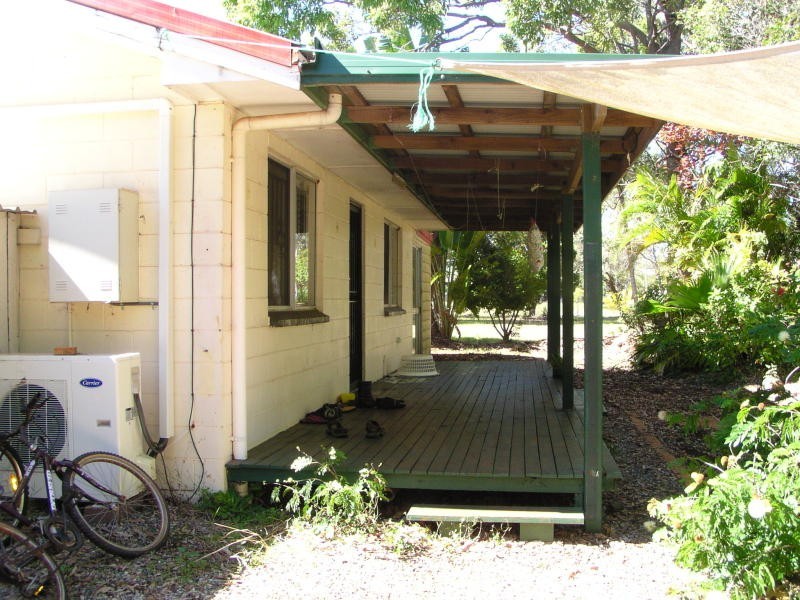 65 Treasure Island Avenue, Karragarra Island QLD 4184
