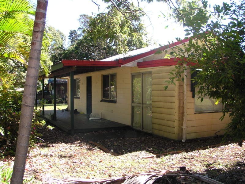 65 Treasure Island Avenue, Karragarra Island QLD 4184