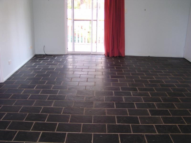 17 Halcyon Street, Lamb Island QLD 4184