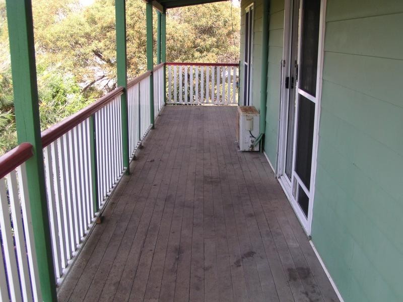 17 Halcyon Street, Lamb Island QLD 4184