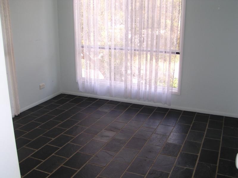 17 Halcyon Street, Lamb Island QLD 4184