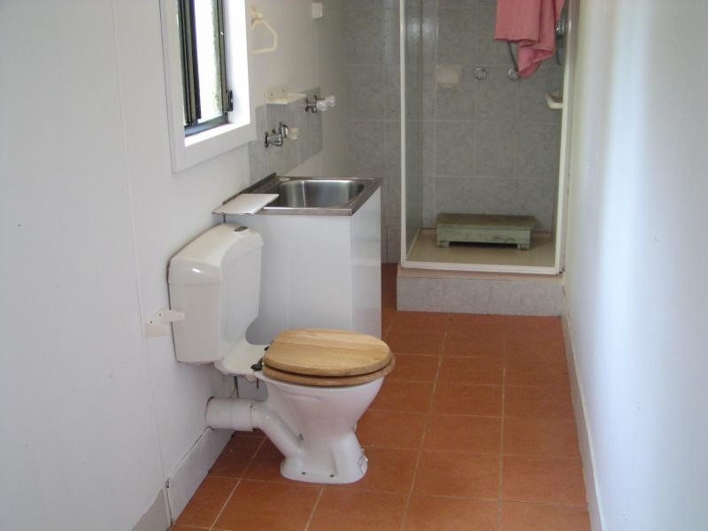 17 Halcyon Street, Lamb Island QLD 4184