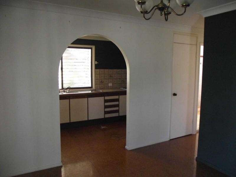 40 Crest Haven, Lamb Island QLD 4184