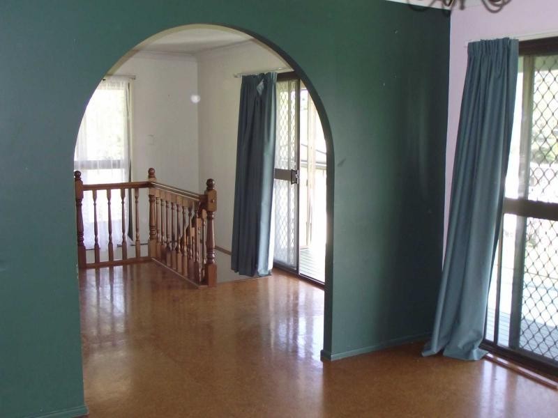 40 Crest Haven, Lamb Island QLD 4184