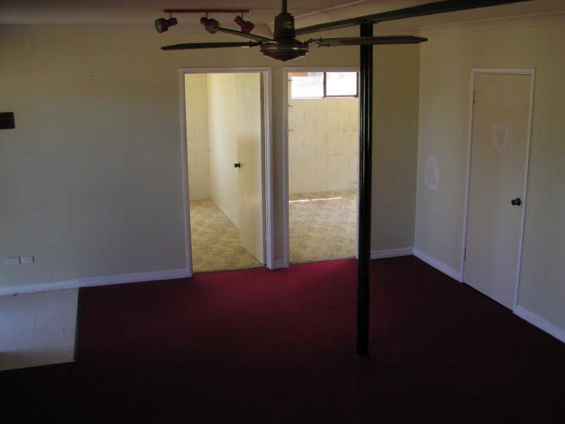 40 Crest Haven, Lamb Island QLD 4184