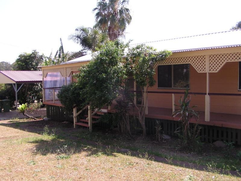 3 Rest Haven, Lamb Island QLD 4184