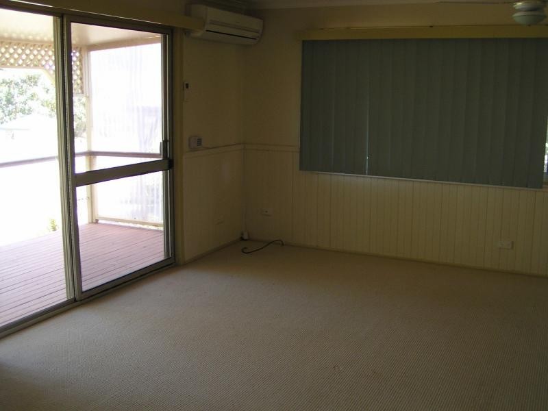 3 Rest Haven, Lamb Island QLD 4184