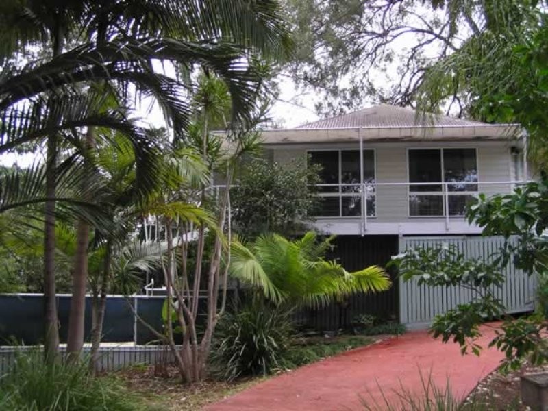 21 Michael Avenue, Lamb Island QLD 4184