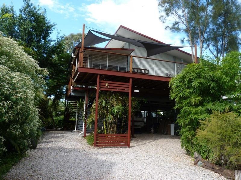 5 Maryanne Street, Karragarra Island QLD 4184