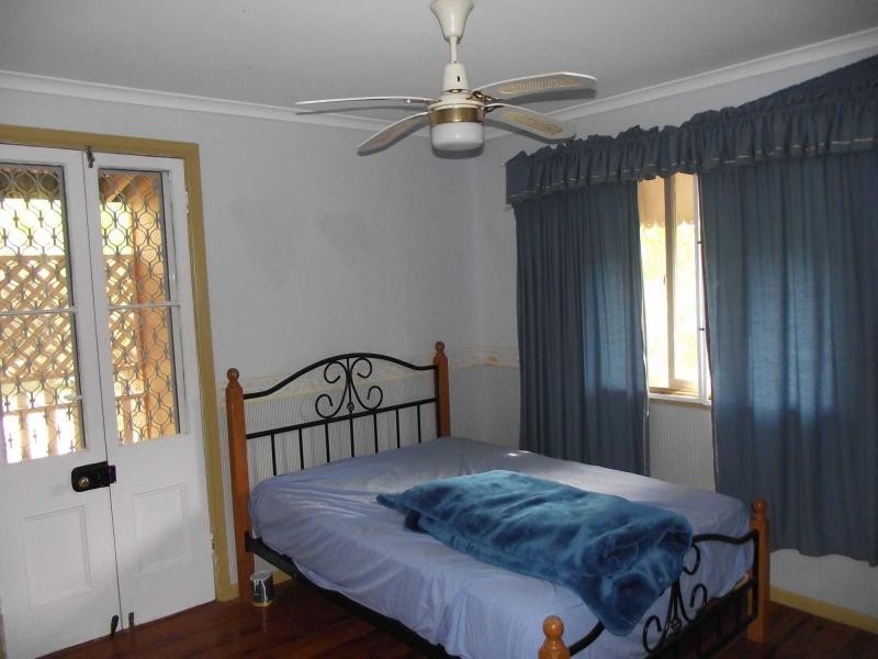 79 Perulpa Drive, Lamb Island QLD 4184