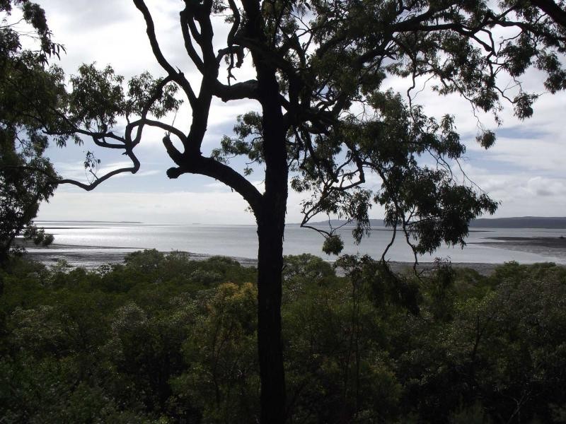 79 Perulpa Drive, Lamb Island QLD 4184