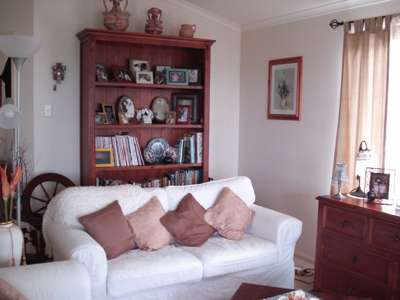 9 Lovell Parade, Lamb Island QLD 4184