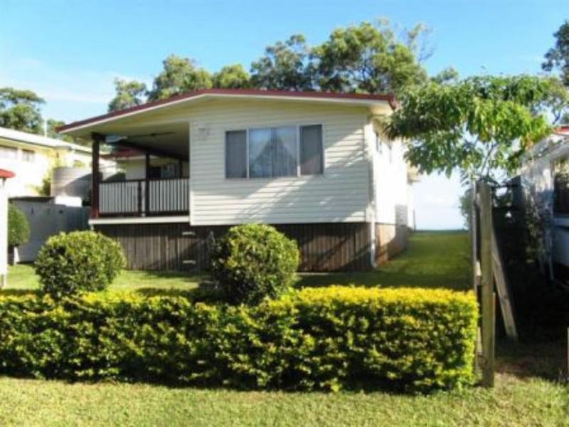 100 Western Road, Macleay Island QLD 4184