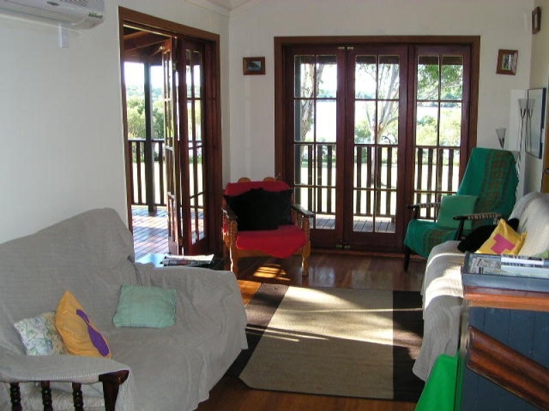 78 The Esplanade, Karragarra Island QLD 4184