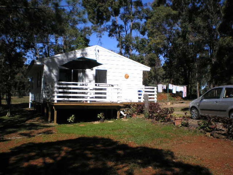 2 Pindarri Street, Lamb Island QLD 4184