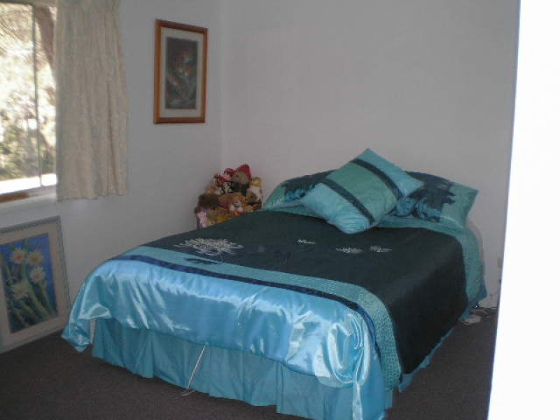 2 Pindarri Street, Lamb Island QLD 4184