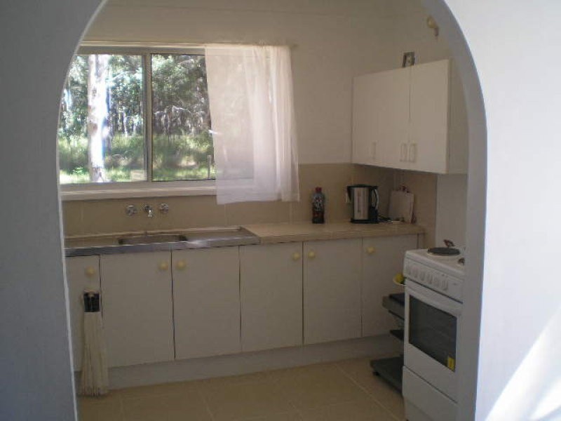 2 Pindarri Street, Lamb Island QLD 4184