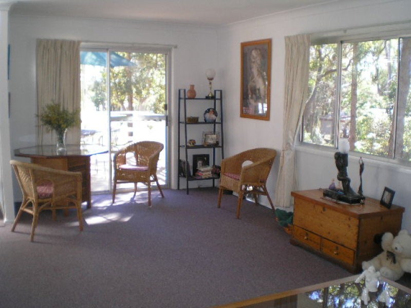 2 Pindarri Street, Lamb Island QLD 4184