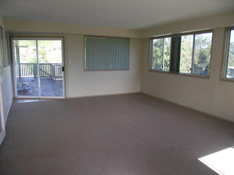 18 Eastbourne Terrace, Macleay Island QLD 4184