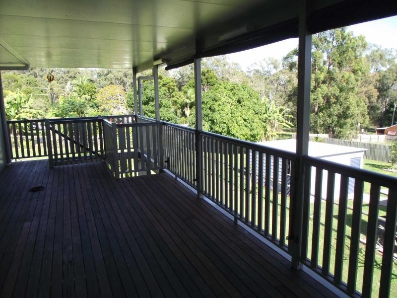 18 Eastbourne Terrace, Macleay Island QLD 4184