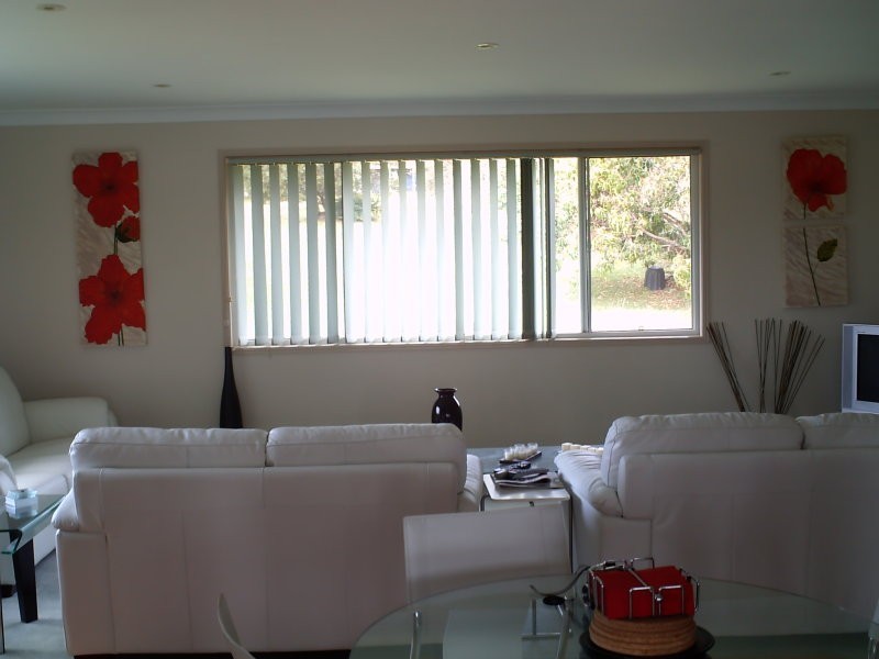18 Eastbourne Terrace, Macleay Island QLD 4184