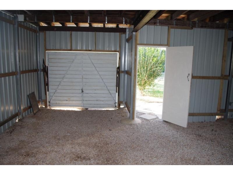 14 Betty Street, Macleay Island QLD 4184
