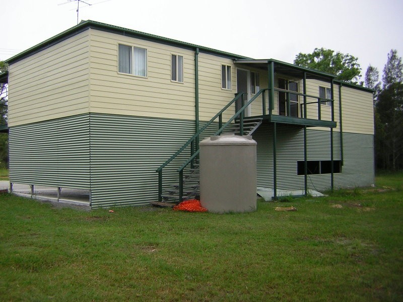 8 Cressy Street, Macleay Island QLD 4184