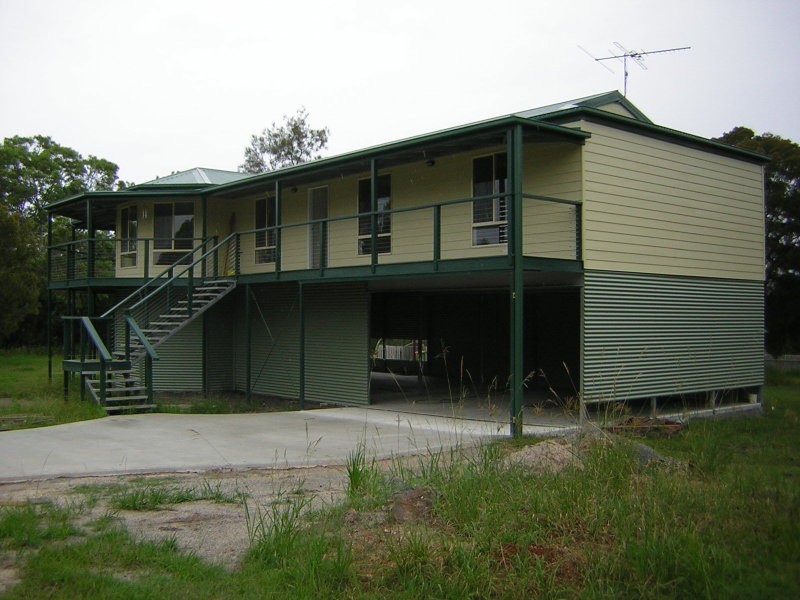 8 Cressy Street, Macleay Island QLD 4184