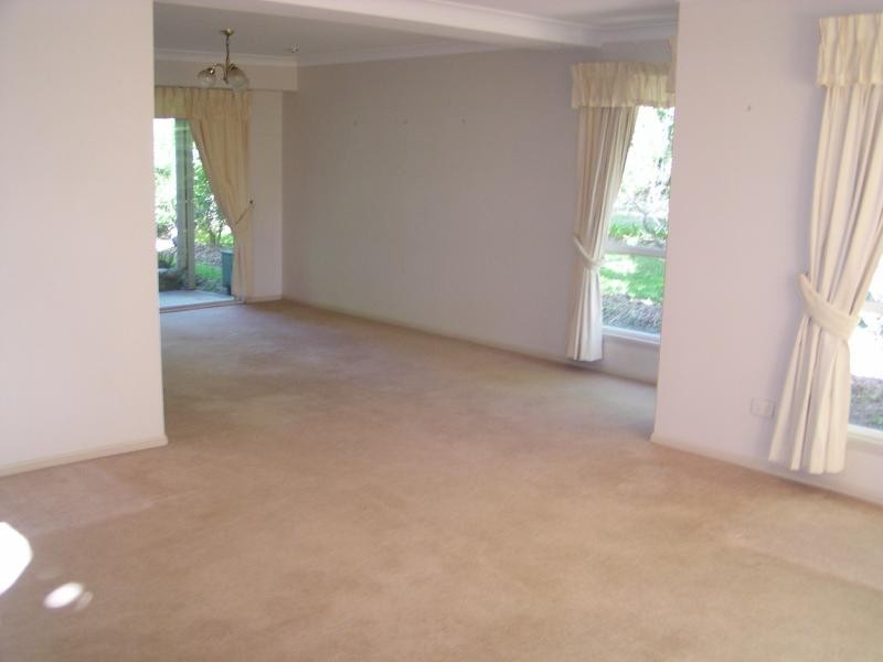 18 The Esplanade, Karragarra Island QLD 4184