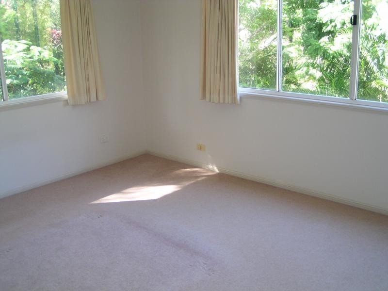 18 The Esplanade, Karragarra Island QLD 4184