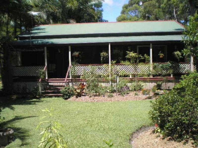 21 Arthur Street, Macleay Island QLD 4184